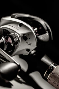 Quantum Accurist Baitcast AT101 HPT -Fladen-kauppa 22 570101 5